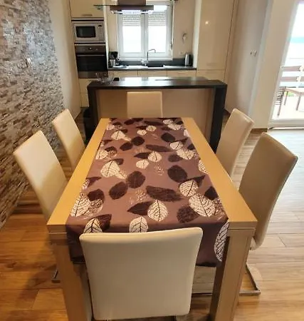 Apartmán Paradise *