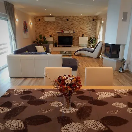 Paradise Apartmán *